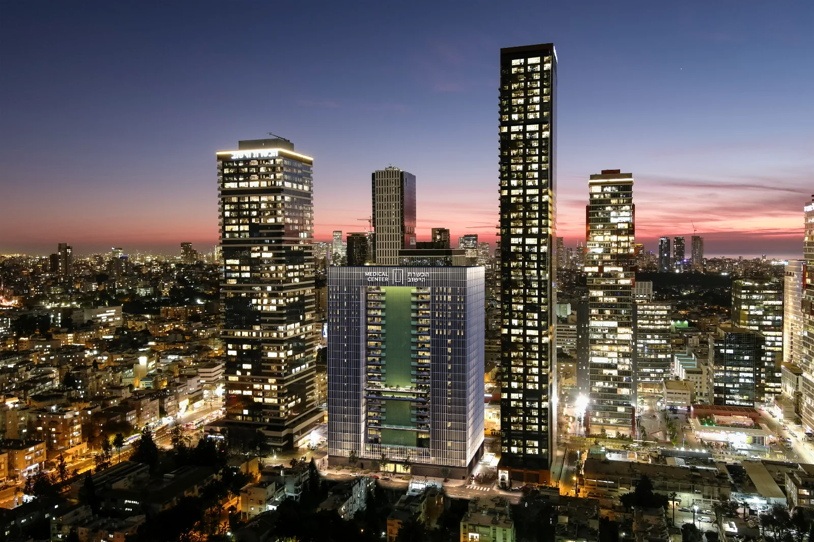 מדיקל סנטר בני ברק יותם פנר ניהול פרויקטים